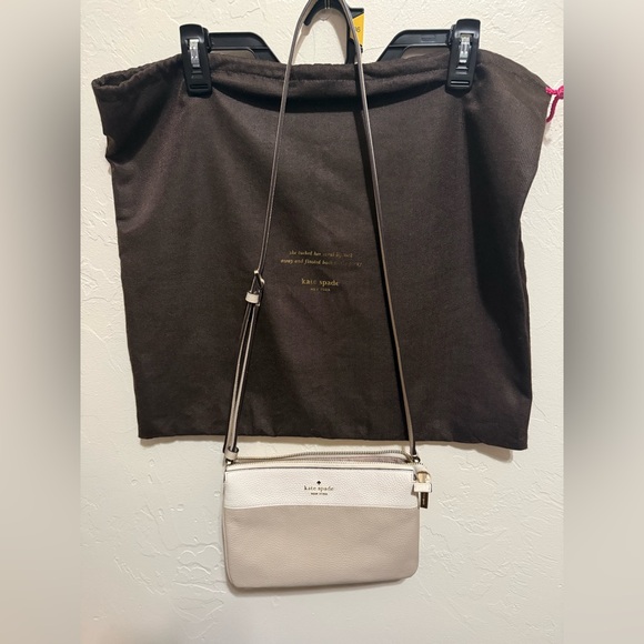 Kate Spade New York Leila Colorblock Triple Gusset Crossbody - Picture 2 of 14